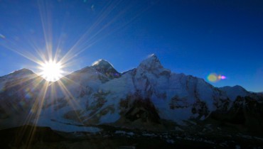 Everest Kalapatthar Trekking - Explore Panoramic Views Of The Mountains